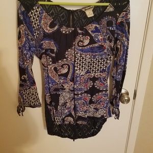 Top with adorable lace and button back